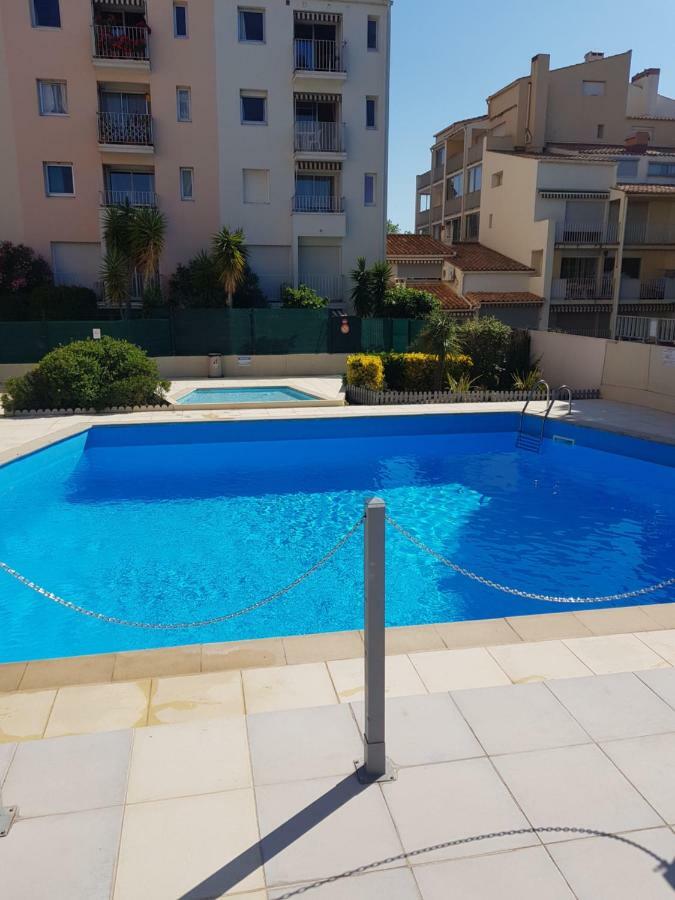 Moana - Residence Du Port Agde Buitenkant foto